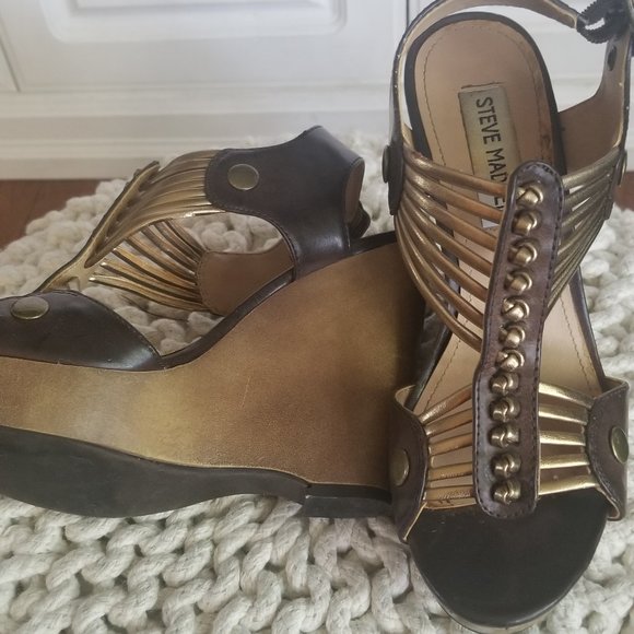 Steve Madden Leather Egyptian Platforms - Picture 4 of 7